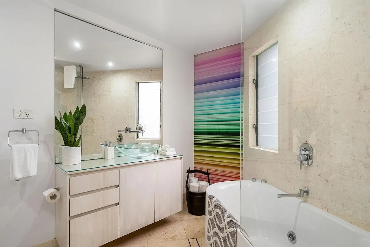 Belongil Beach House Byron Bay Holiday home